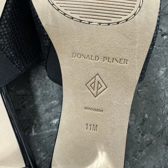 Donald Pliner Womens Melros Block Heel Sandals Pebbled Metallic Black Leather 11