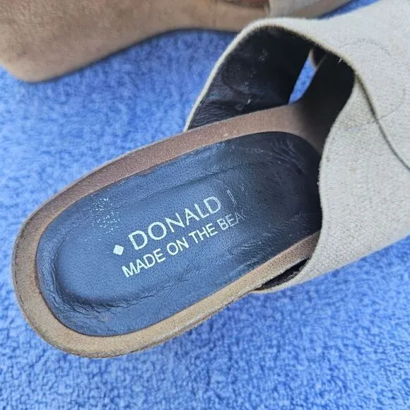 Donal J Pliner wedge sandals