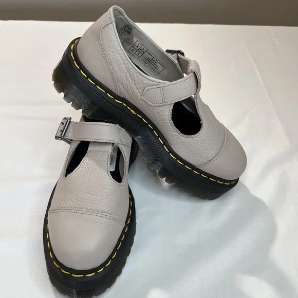 Dr Martens Bethan Pisa Leather Platform Mary Jane Shoes Vintage Taupe Sz. 9