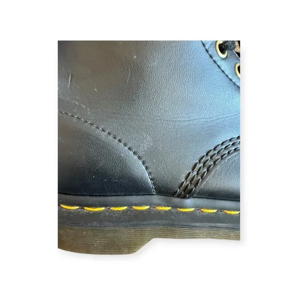 Dr. Martens combat air cushion sole boots black shoes AW004 Sz 6