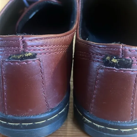 Dr. Martens holborn Red Oxford Shoes Size 8