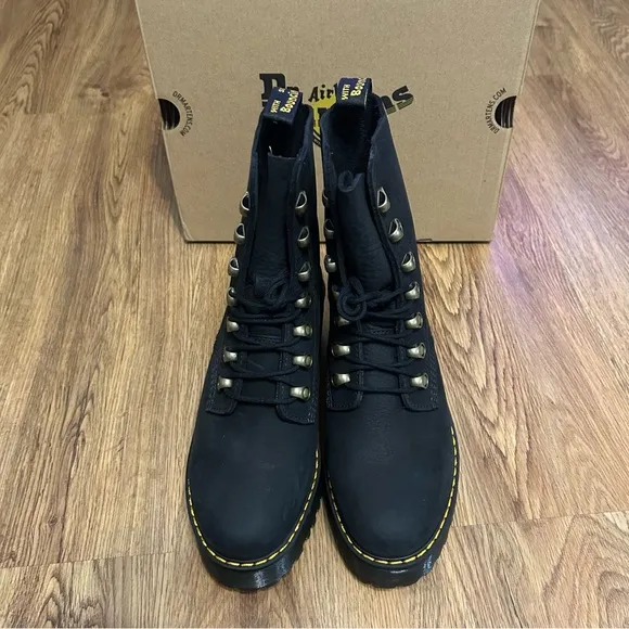 DR MARTENS Leona black leather heeled platform lace up combat boots booties sz7