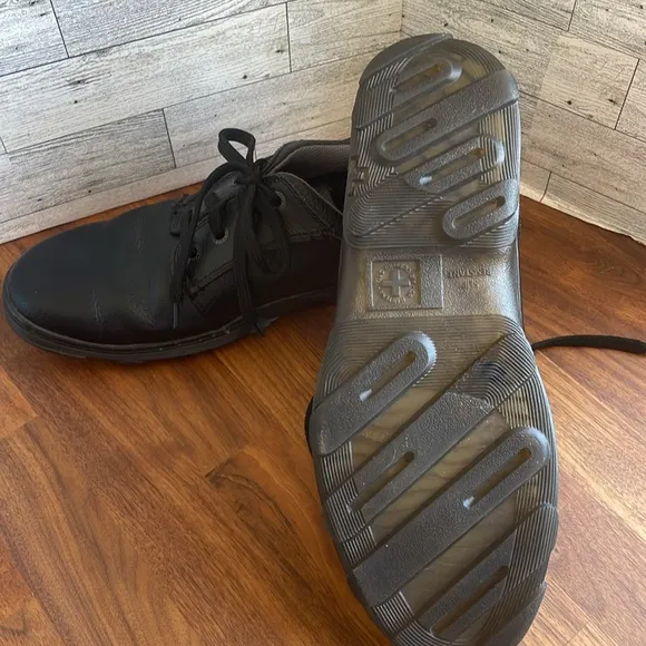 Dr.‎ Martens Men’s Rockbridge Black Oxford Shoes Size 12