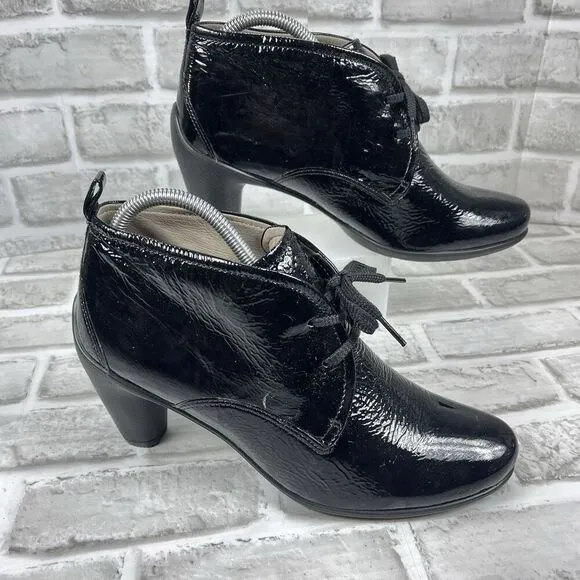 Ecco Womens Patent Leather Sculptured65 Block Heel Ankle Boots Size 41 - 10/10.5