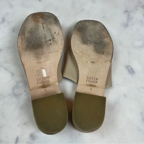 Eileen Fisher Airy Putty Leather Thong Block Heel Sandals