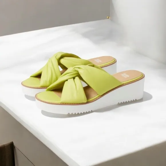 EILEEN FISHER BENE PLATFORM CITRUS LEATHER  WEDGE SANDALS SIZE 8