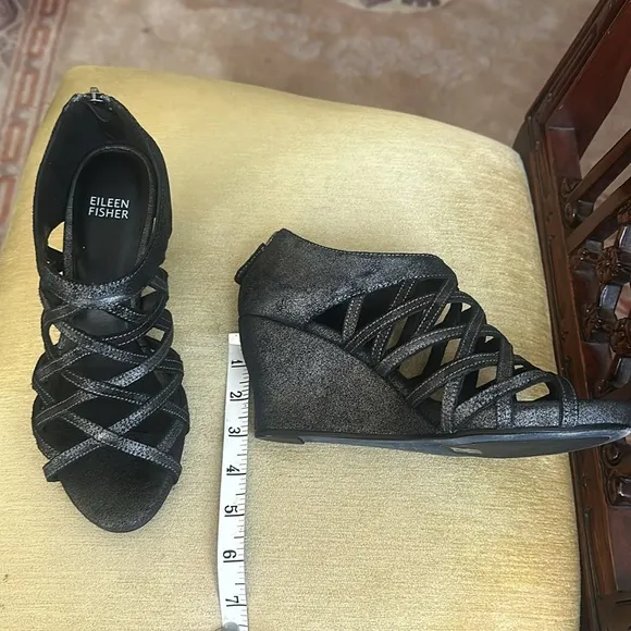 Eileen Fisher Black Metallic Leather Cage Lattice Strappy Wedge Sandals Size 7