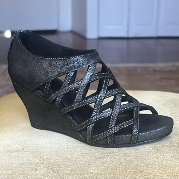 Eileen Fisher Black Metallic Leather Cage Lattice Strappy Wedge Sandals Size 7