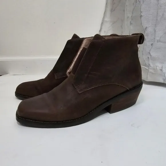 Eileen Fisher Brown Leather Slipon boots block heel Booties Square Toe Retro