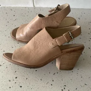 Eileen Fisher Glance Sand Leather Slingback Sandals Block Heel Women’s Size 7.5M