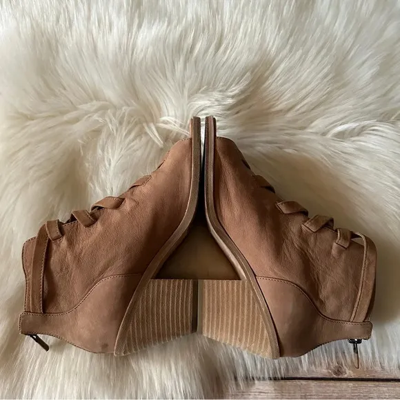 Eileen Fisher Heels Shoes Suede Leather Tan Sz 7