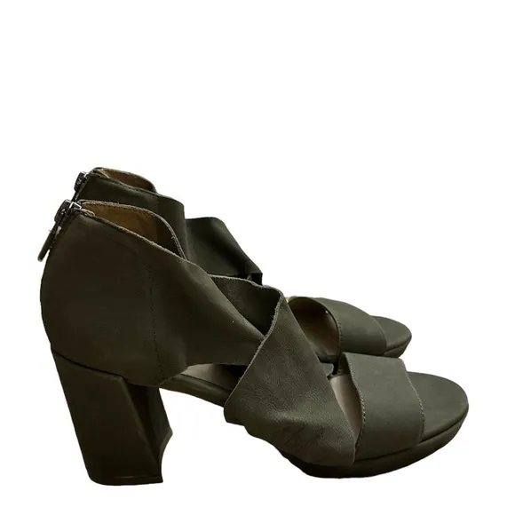 Eileen Fisher Marla Block Heel Crisscross Strappy  Sandals