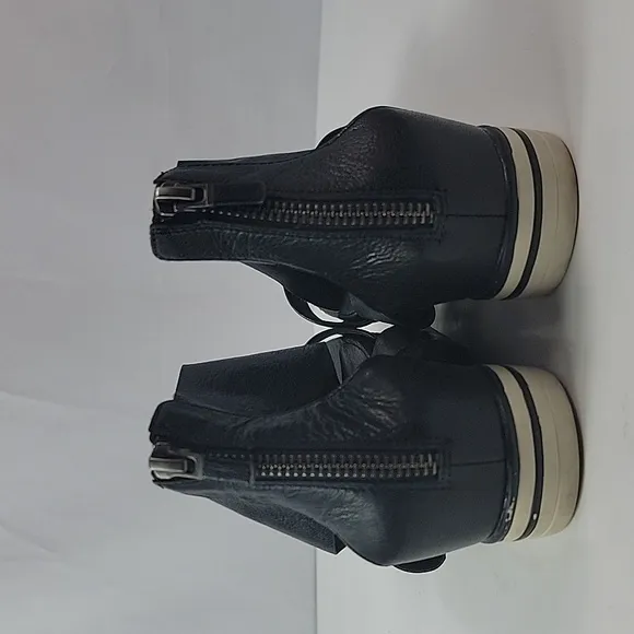 Eileen Fisher Sport Tumbled Leather Sandal