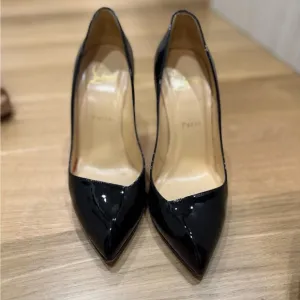 Elegant Black Patent Leather Pumps