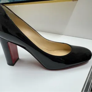 Elegant Black patent Pumps, 37 1/2 with 3 1/2 inch heel