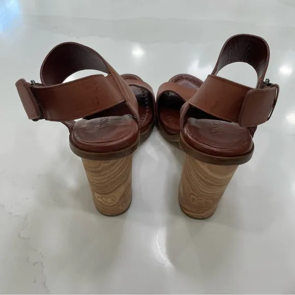 Elegant Brown Block Heel Sandals