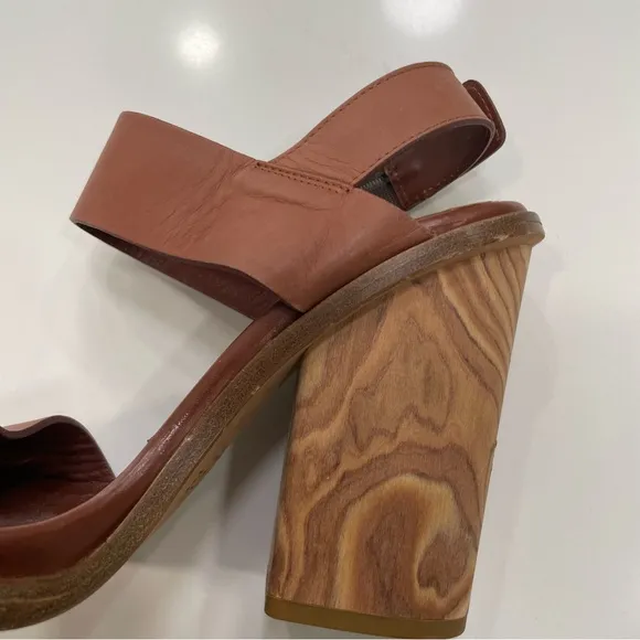Elegant Brown Block Heel Sandals