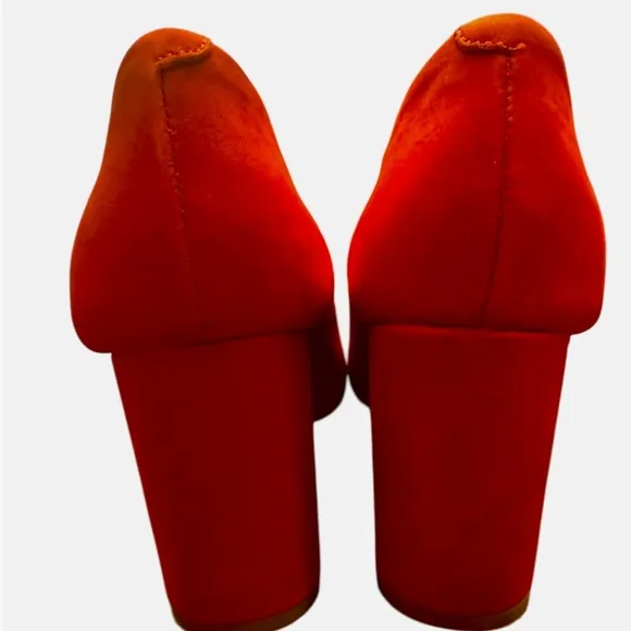 Elegant Red Women's Pumps suede size 6