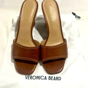 Ellen Wedge Sandal in Brown