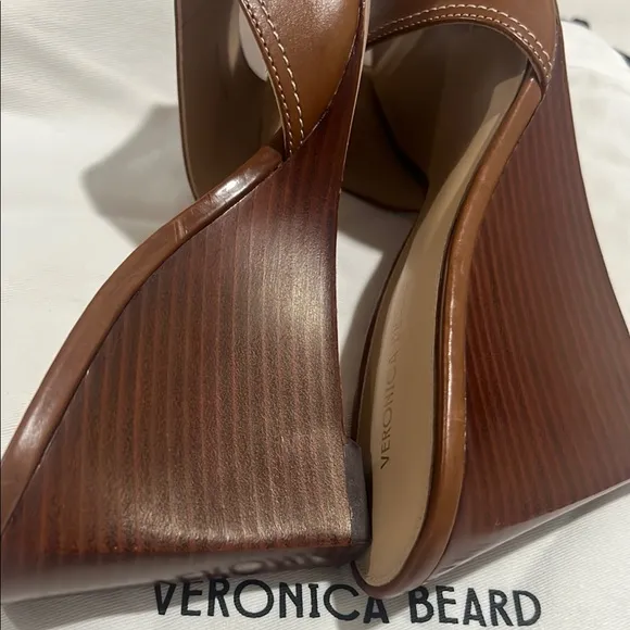 Ellen Wedge Sandal in Brown