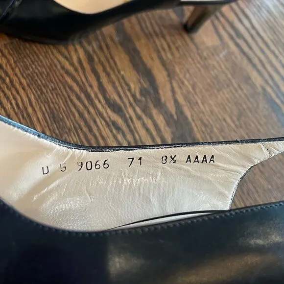 EUC 80’s Vintage Slingback Ferragamo Women's Pumps Black Sz. 8.5