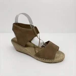 EUC Eileen Fisher Earth Tan Espadrille Jute Low Wedge Sandals Size 8.5 Neutral