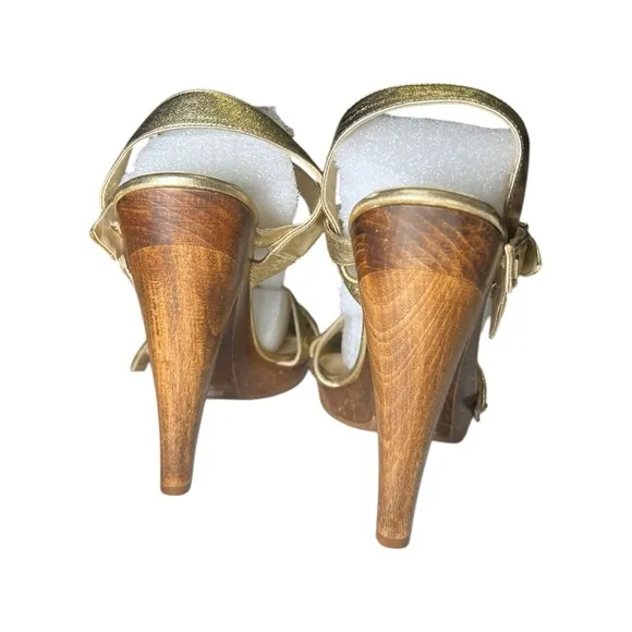 EUC Gold Strappy High Heel Sandals Size 37 (6.5 US)
