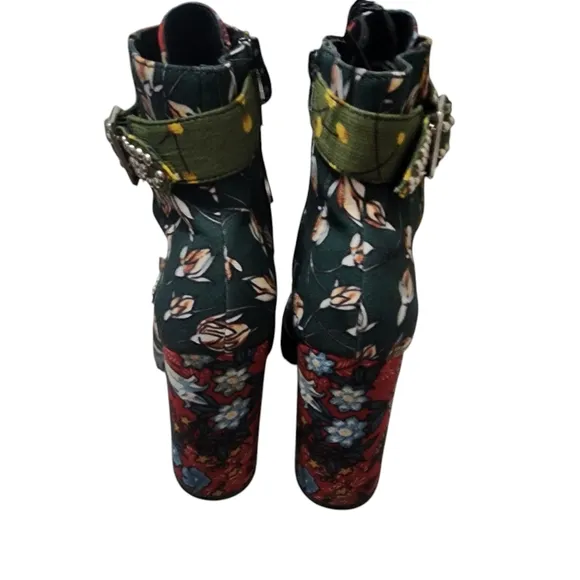 EUC Jeffrey Campbell Red Plaid Studded Platform Lilith II Lace-Up Boots Bootie