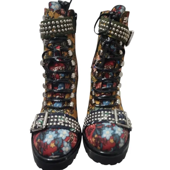 EUC Jeffrey Campbell Red Plaid Studded Platform Lilith II Lace-Up Boots Bootie