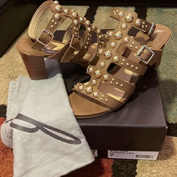 EUC LIKE NEW B Brian Atwood Blaise Cognac Leather Block Heeled Sandals
