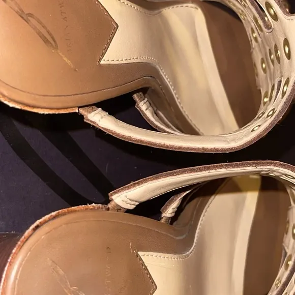 EUC LIKE NEW B Brian Atwood Blaise Cognac Leather Block Heeled Sandals