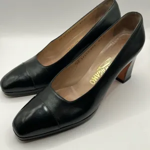EUC Salvatore Farragamo Black Leather Heels Size 8.5 Made in Florence Italy