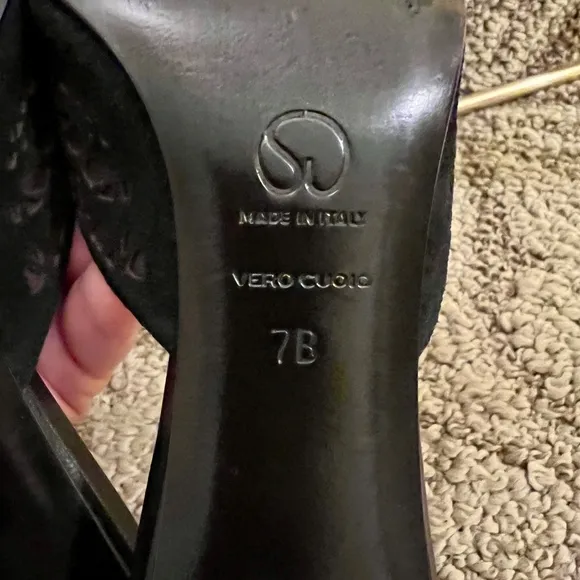 EUC St. John Pointed Toe Kitten Heel Slides Shoes Pumps Black &amp; Pewter Size 7 B