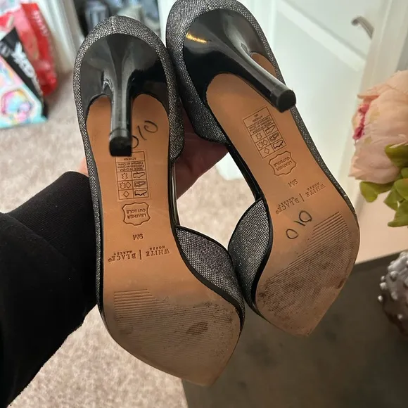 EUC WHBM Silver and black glitter pumps(size 9)