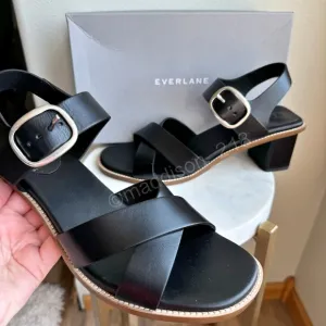 Everlane Leather Buckle Heel Sandals Black size 10 Block Chunky Heel Big Buckle