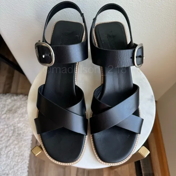 Everlane Leather Buckle Heel Sandals Black size 10 Block Chunky Heel Big Buckle