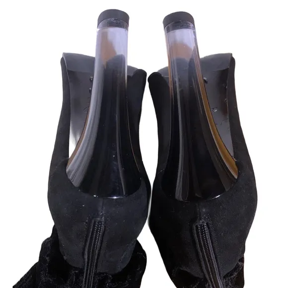 FABI COUTURE BLACK SUEDE HEELS W/CREAM SATIN ROSE ADORNMENT &amp; LUCITE HEELS (37)