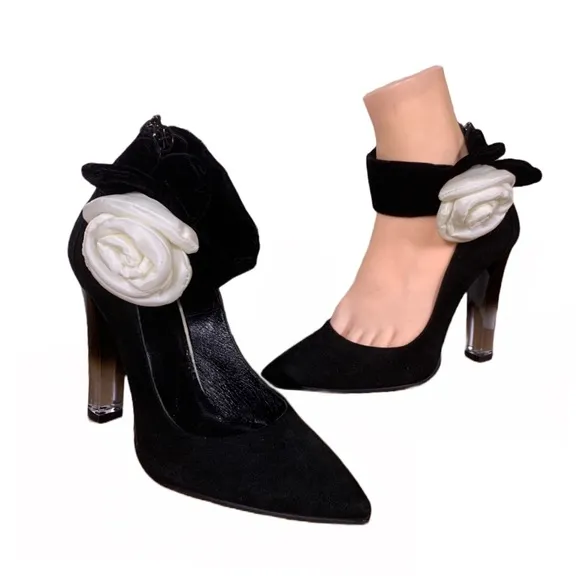 FABI COUTURE BLACK SUEDE HEELS W/CREAM SATIN ROSE ADORNMENT &amp; LUCITE HEELS (37)
