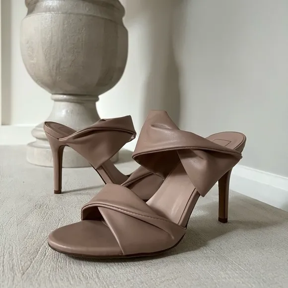 Fabrizia Heel