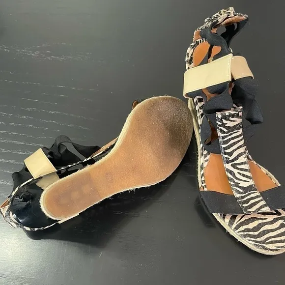 Fendi Carioca Zebra Printed Leather Wedge Sandals