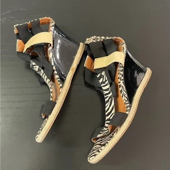 Fendi Carioca Zebra Printed Leather Wedge Sandals