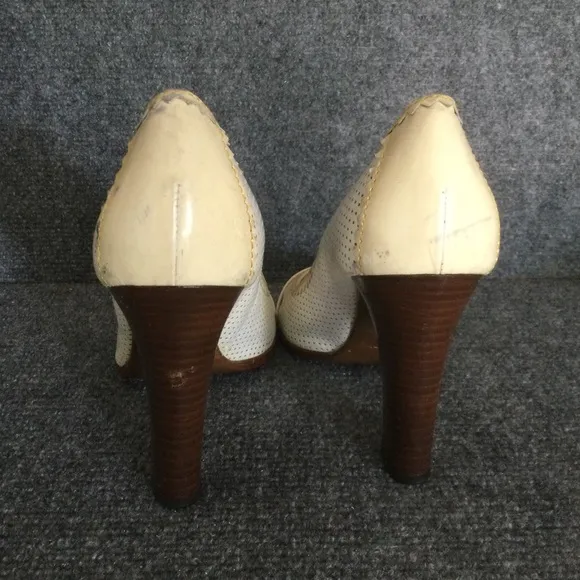 Fendi Leather Peep Toe Pumps Shoe Made In Italy Size 39