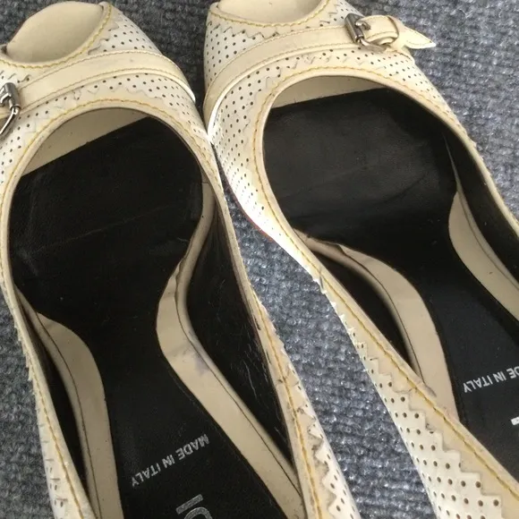 Fendi Leather Peep Toe Pumps Shoe Made In Italy Size 39