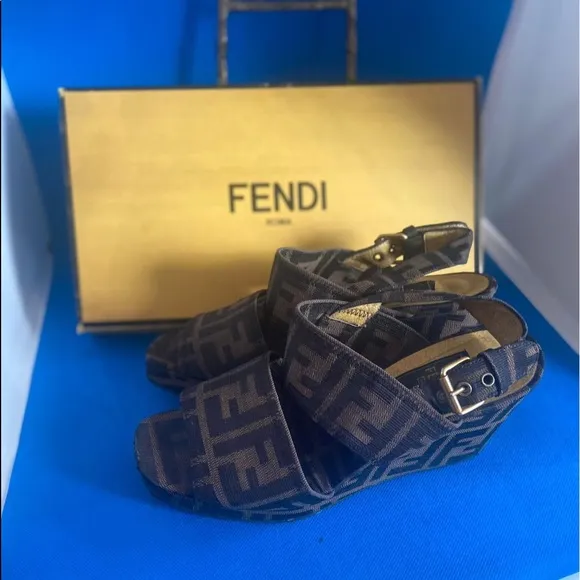 FENDI Scarpe Zucca wedge sandals Fendi sandals Zucca pattern resoled 4…