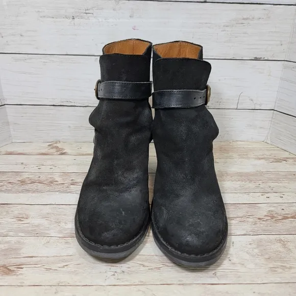 Fiorentini   Baker Nubis black suede block heel ankle boots