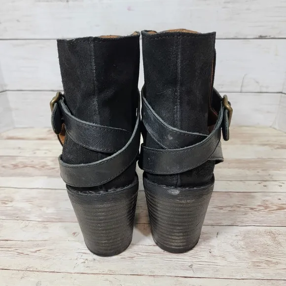 Fiorentini   Baker Nubis black suede block heel ankle boots