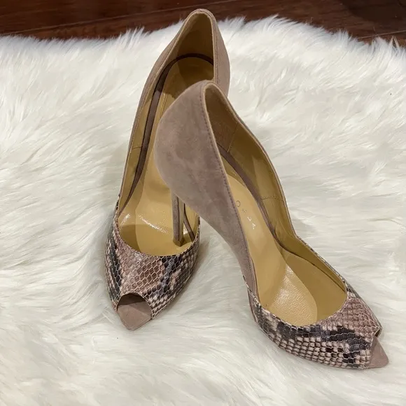 FJOLLA PEEP TOE HEALS