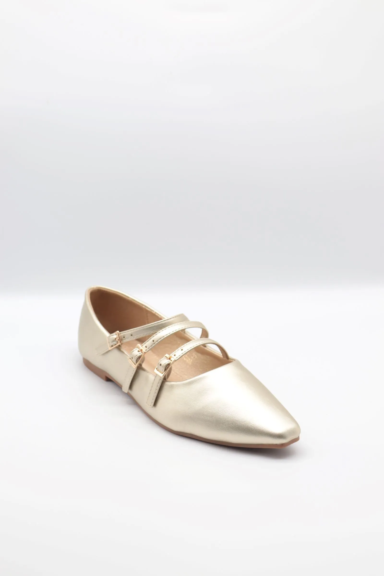 FLAT SHOE
