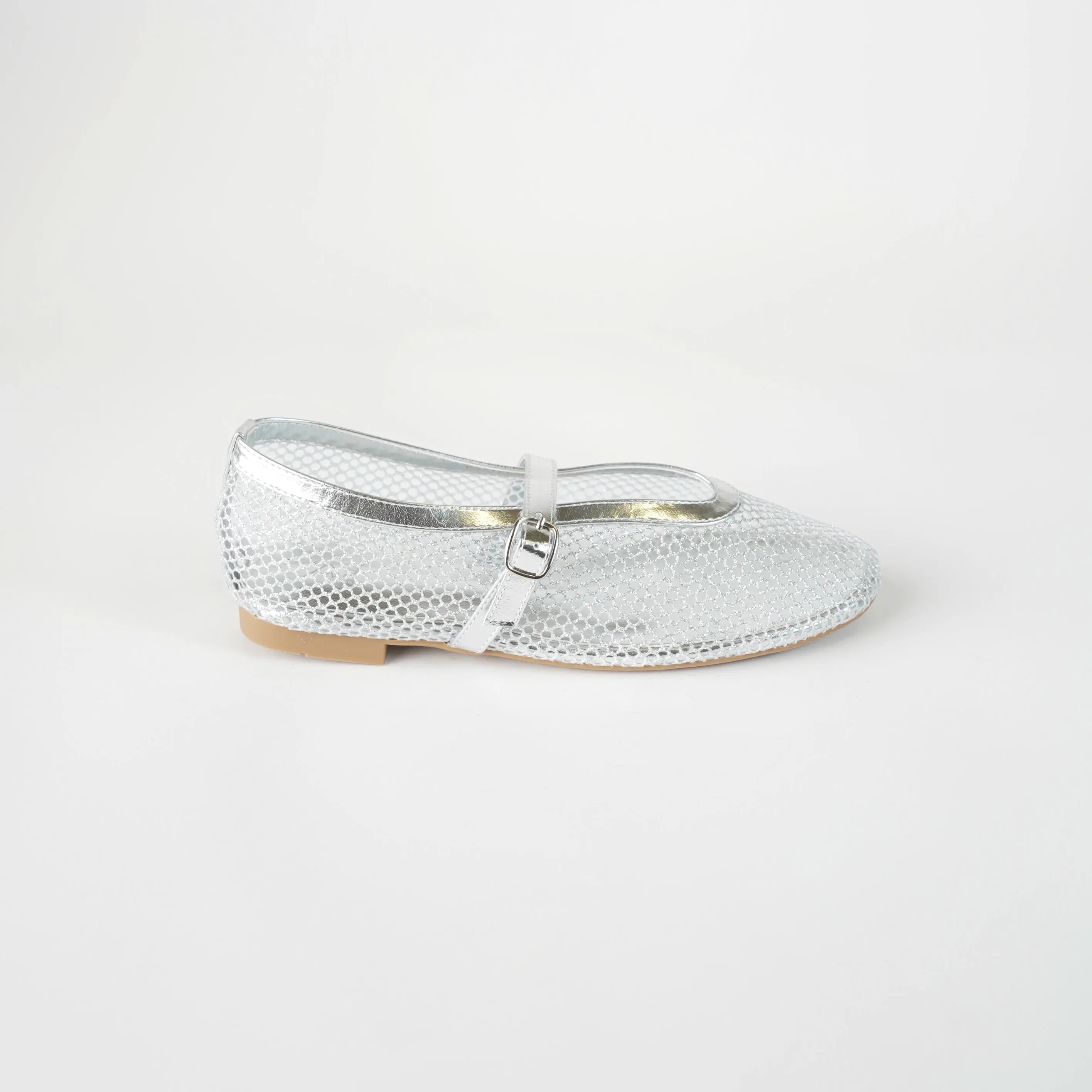 FLAT SHOE