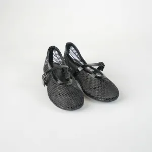 FLAT SHOE